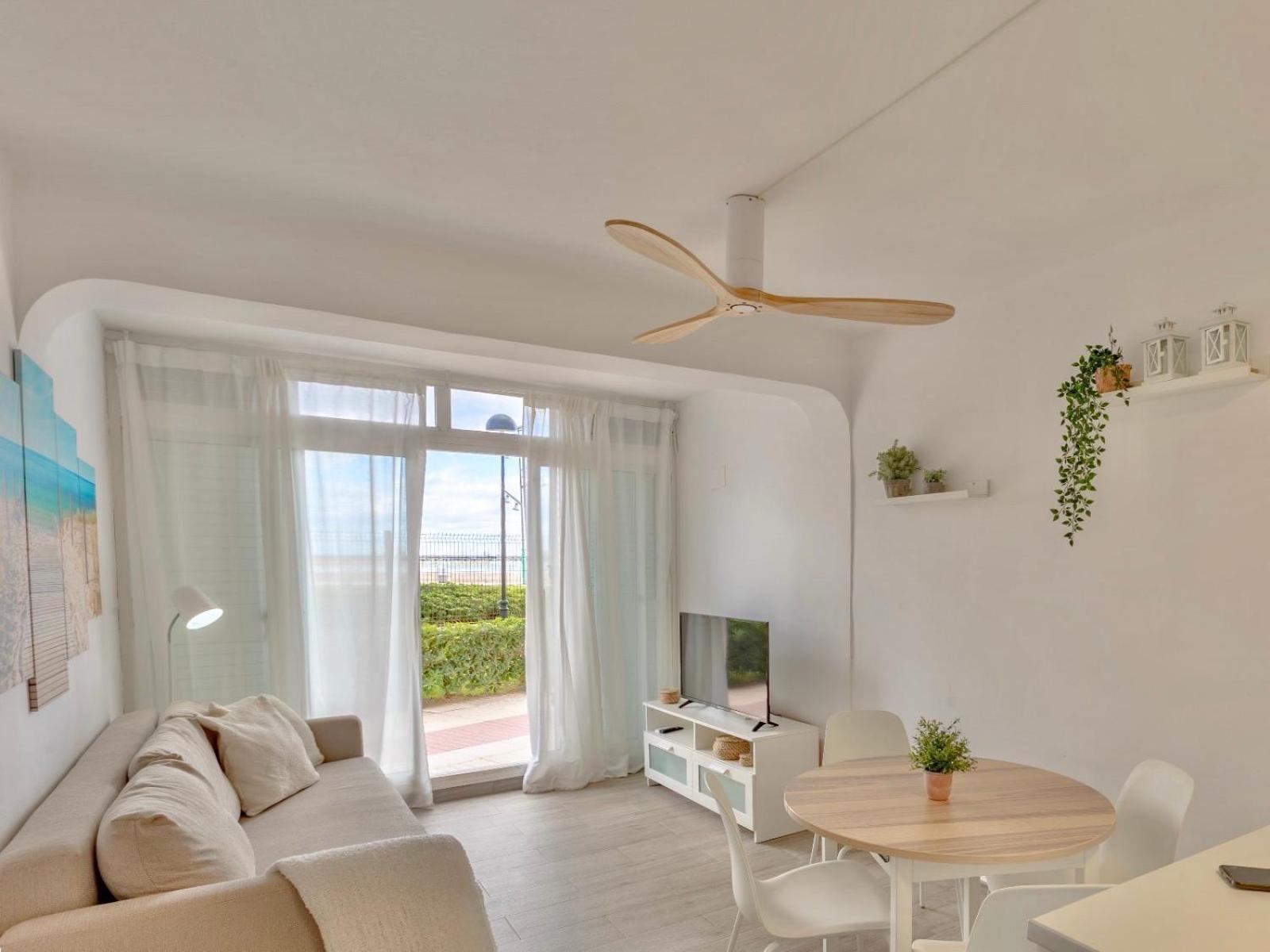 Mediterranean Way - Paradis Playa Apartment La Pineda Exterior photo