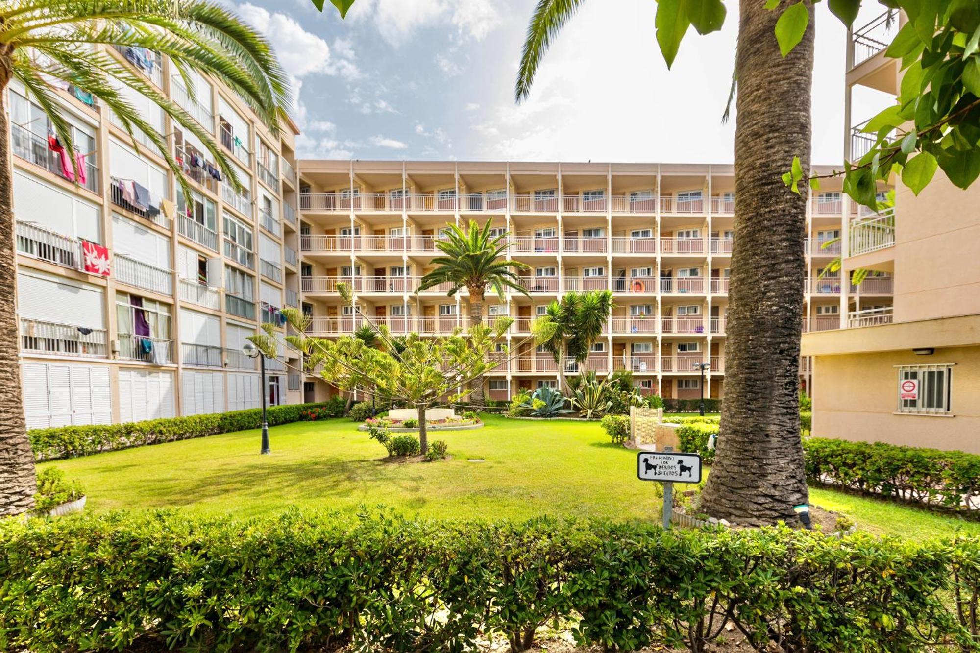 Mediterranean Way - Paradis Playa Apartment La Pineda Exterior photo